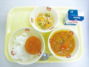 カレー給食